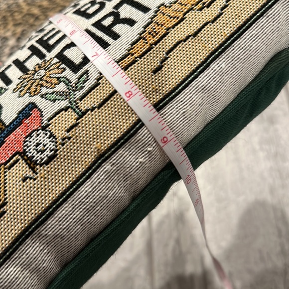 Vintage Tapestry Pillow “Gardeners Know the Best Dirt” - Picture 8 of 9